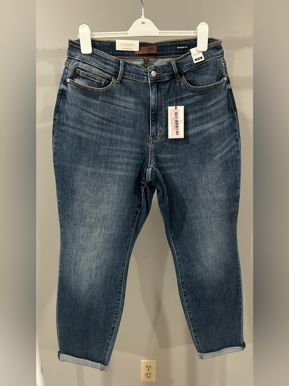 Judy Blue Blue Denim Jeans with Contrast Stitching